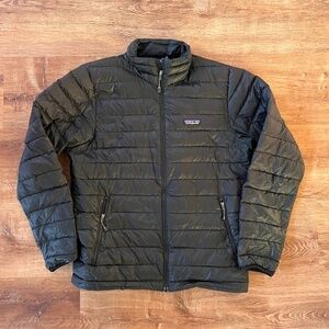 Men's Patagonia Down Sweater in Black Size Medium